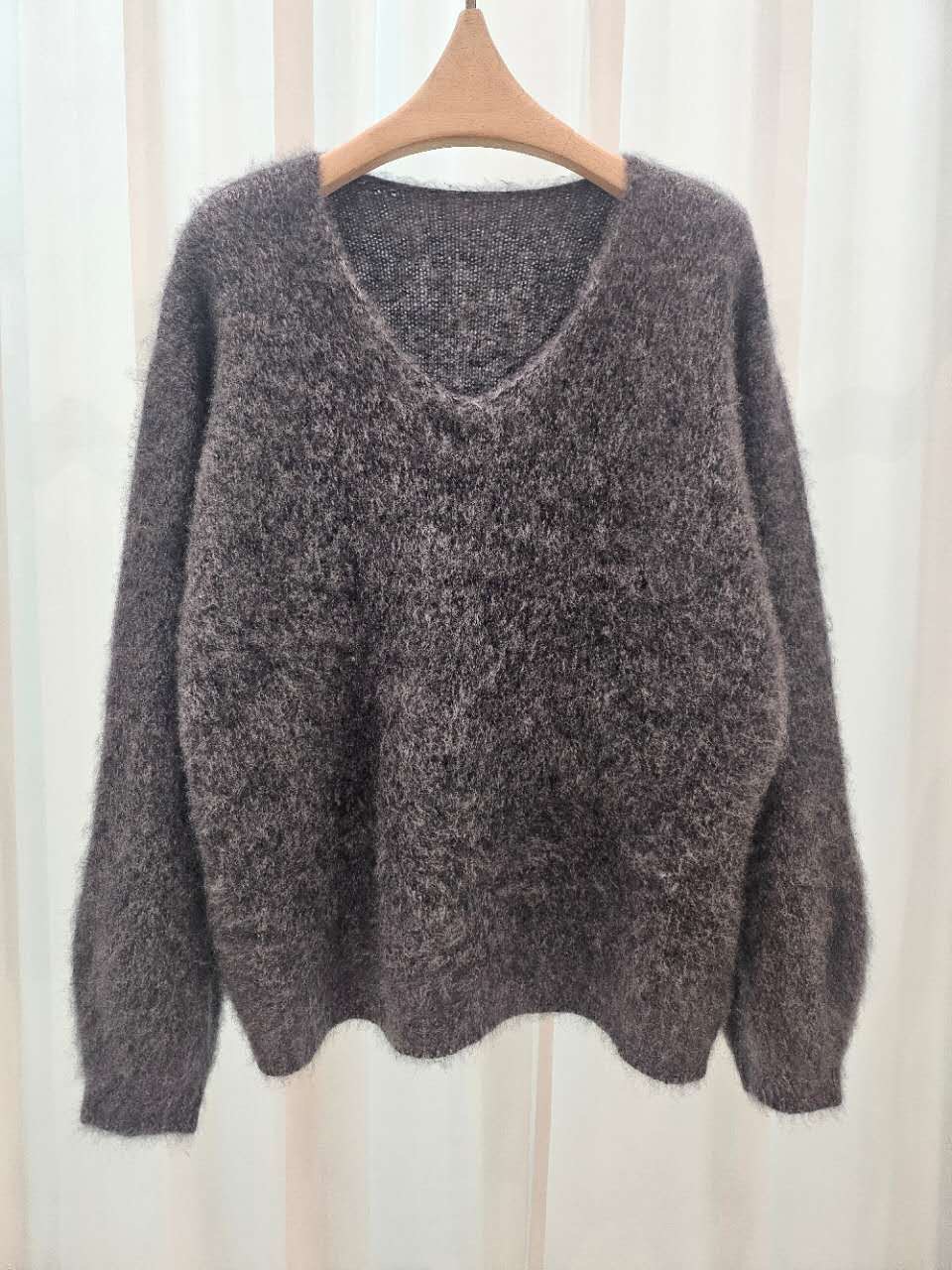 A92.星星家100%Wool溫柔V領毛衣