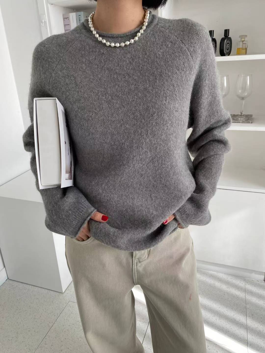 B82.淡雅溫柔必備圓領毛衣