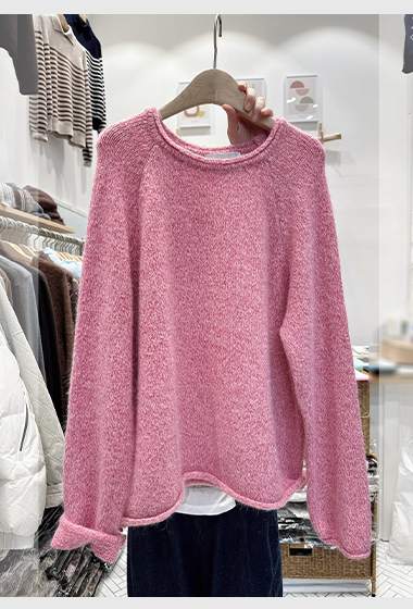 A19.漂亮花紗拉克蘭袖毛衣