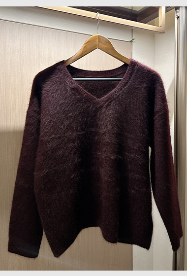 B18.微醺美麗V領犛牛毛衣