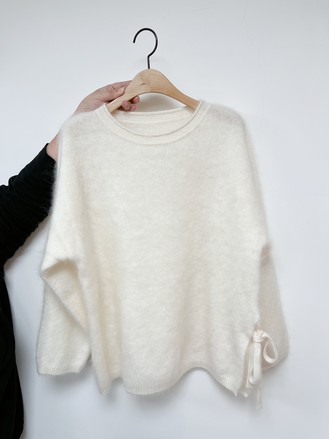 B19.唯美側綁帶100%cashmere毛衣