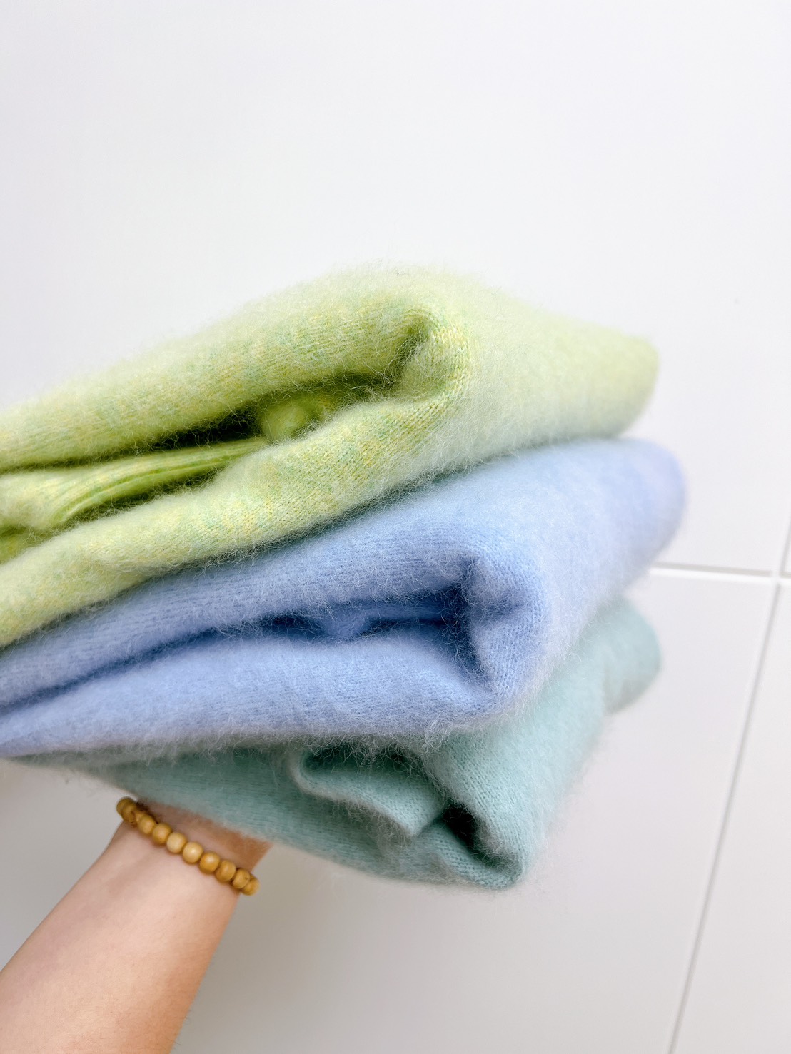 繽紛糖果V領10%cashmere無縫毛衣