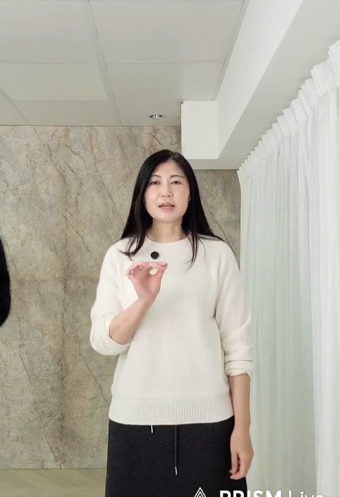 B22.天花板100%BABY CASHMERE毛衣