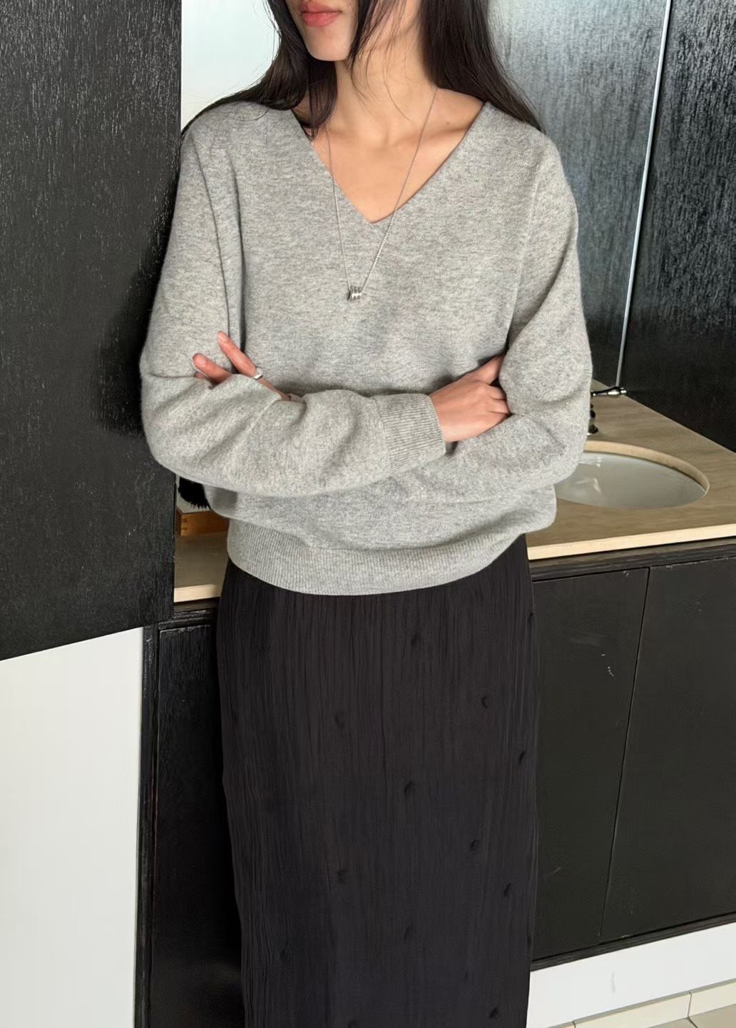 B29.瘦瘦歐膩粉彩V領針織上衣