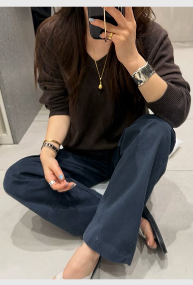 B36.質感家典雅溫柔V領毛衣