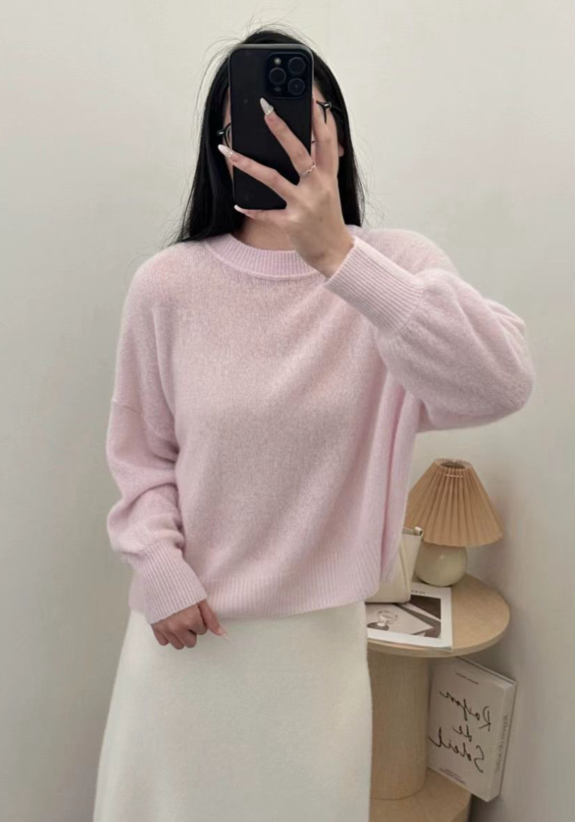 B83.極美75%CASHMERE蓬袖圓領毛衣