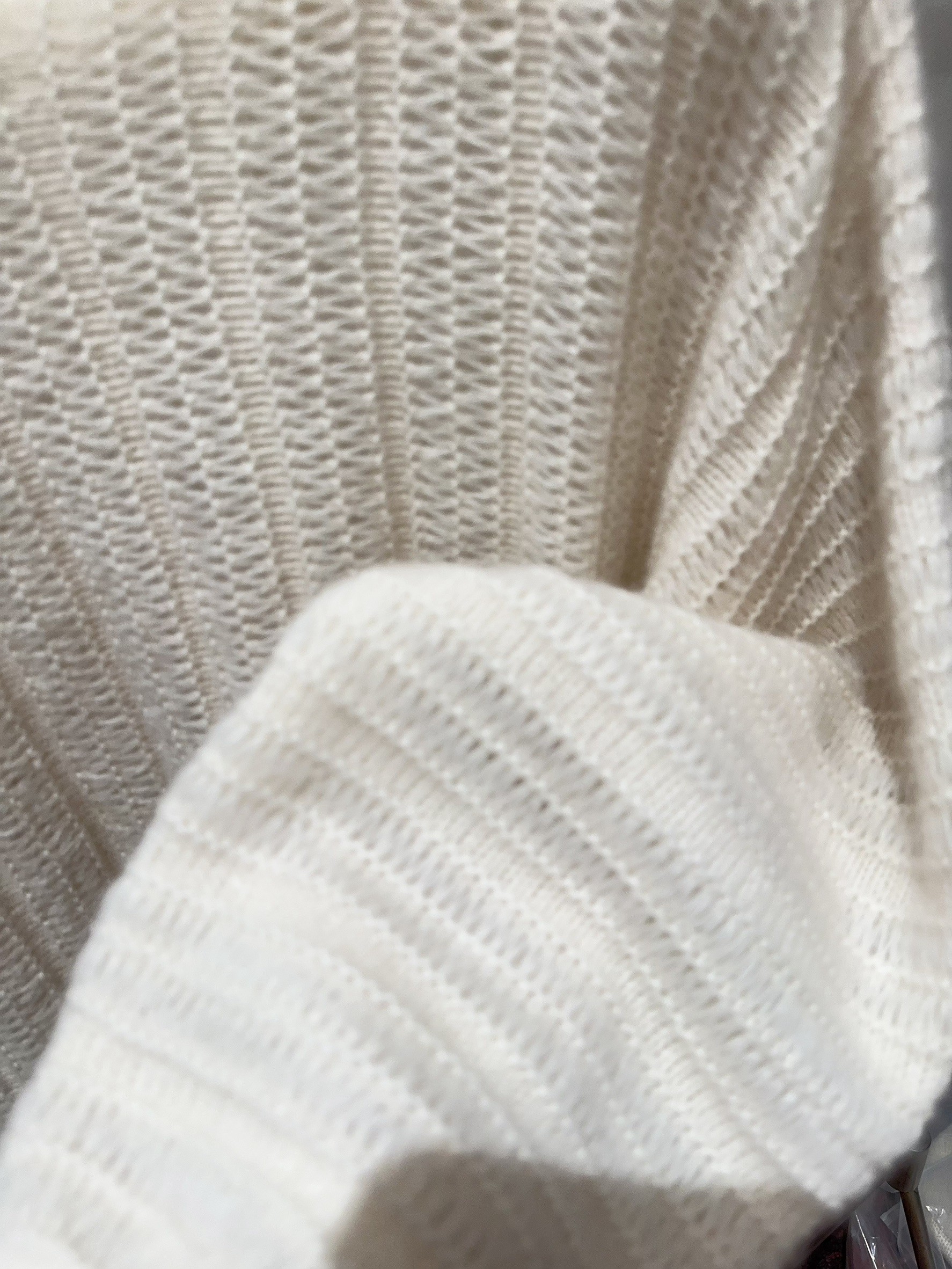 B39.可愛女孩75%CASHMERE毛衣