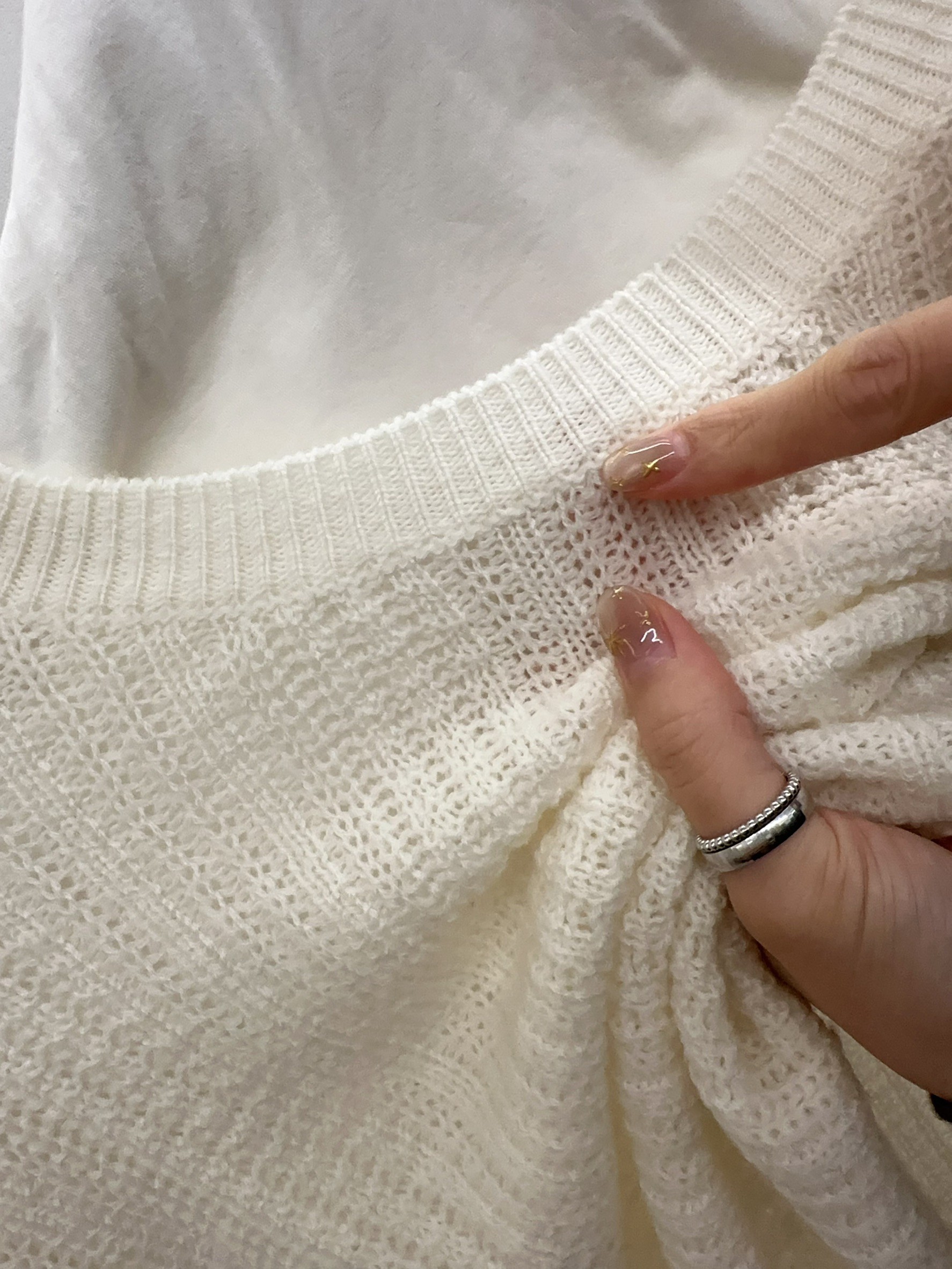 B76.鬆軟綿密100%WOOL毛衣