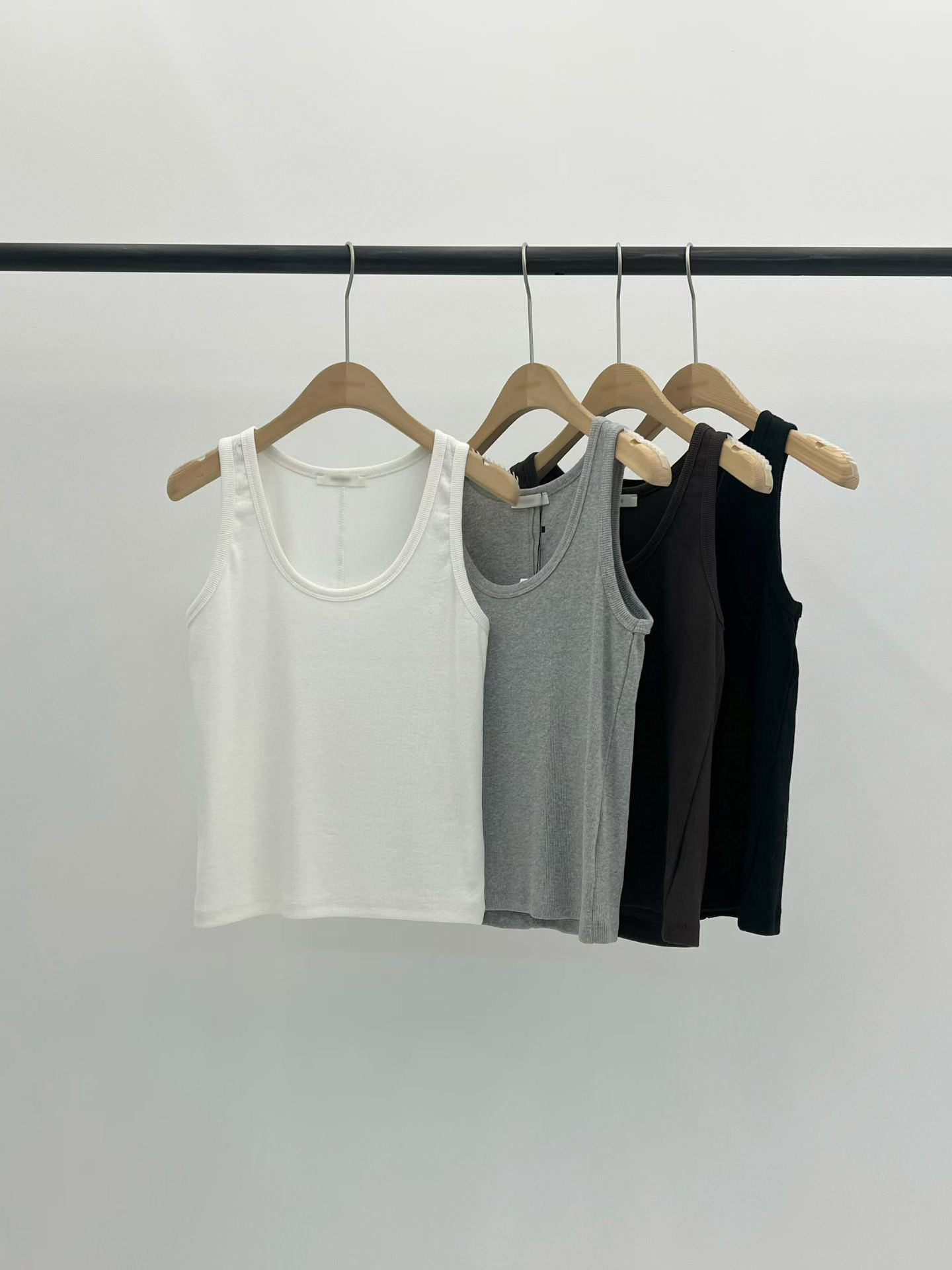 B05.大V家基本好搭彈性背心