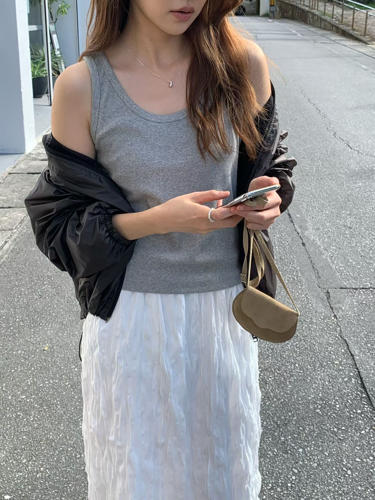 B05.大V家基本好搭彈性背心