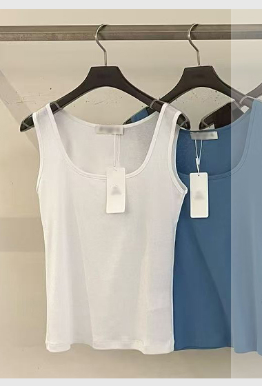 B17.超好穿顯瘦方領彈性背心