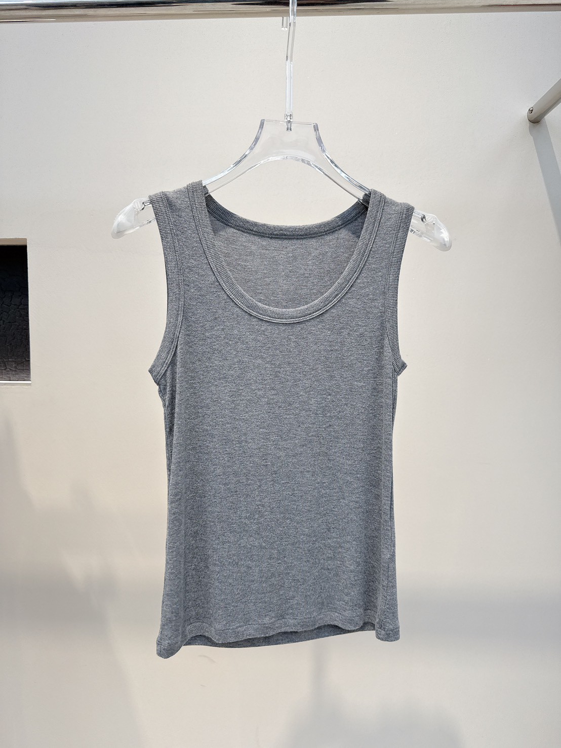 B06.基礎色零失誤彈性背心