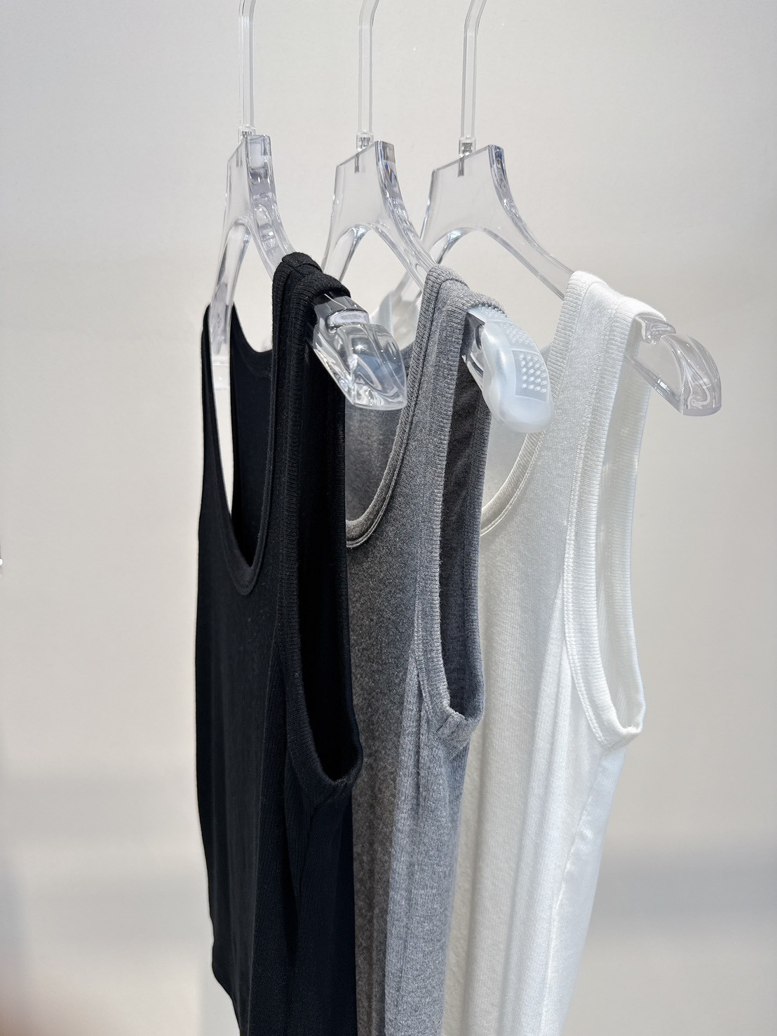 B06.基礎色零失誤彈性背心