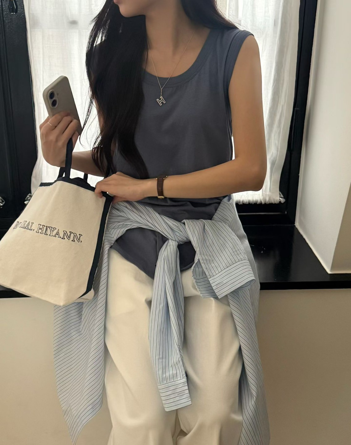 B01.舒適滿分下擺圓弧背心