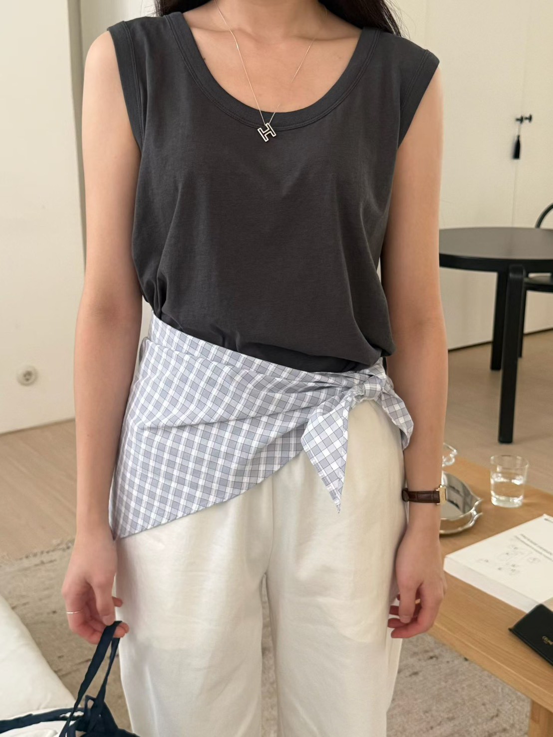 B01.舒適滿分下擺圓弧背心