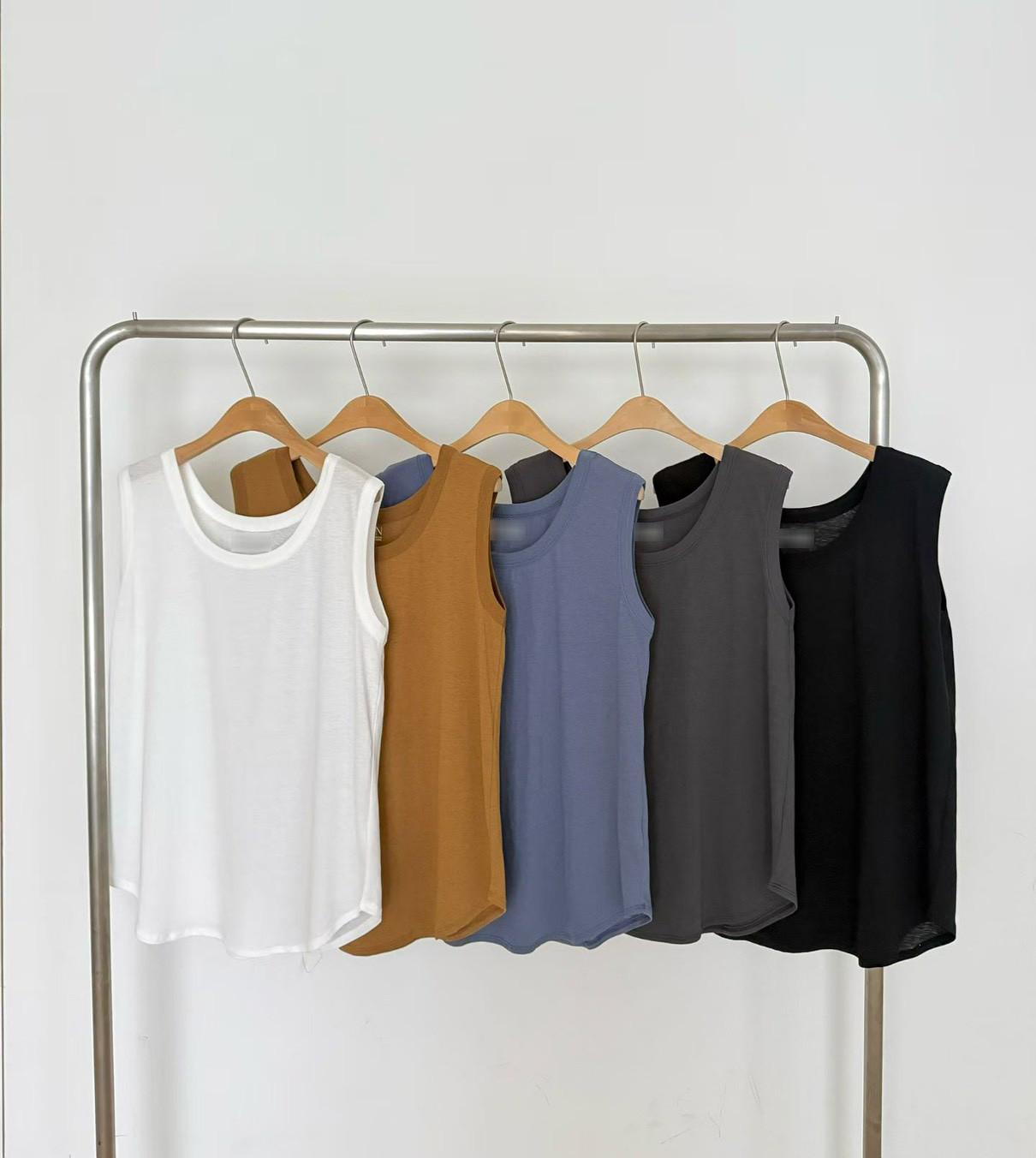 B01.舒適滿分下擺圓弧背心