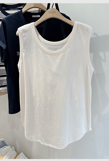 B01.舒適滿分下擺圓弧背心