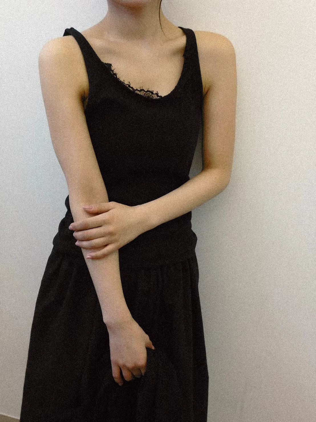 B41.G牌領口蕾絲小背心