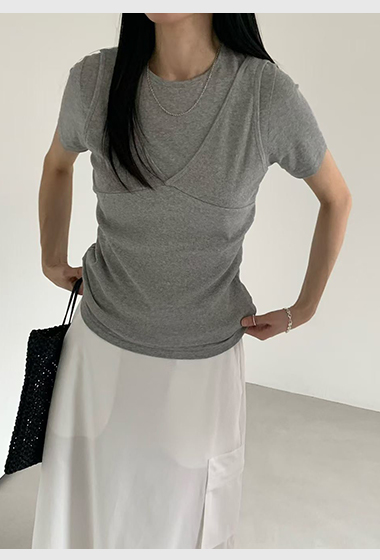 B63.顯瘦大V女人味背心