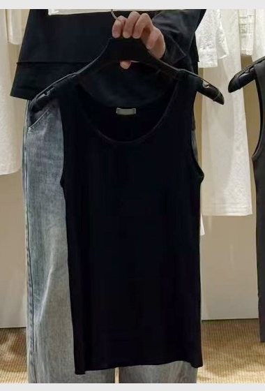 B67.好身材細緻背心