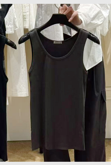 B67.好身材細緻背心