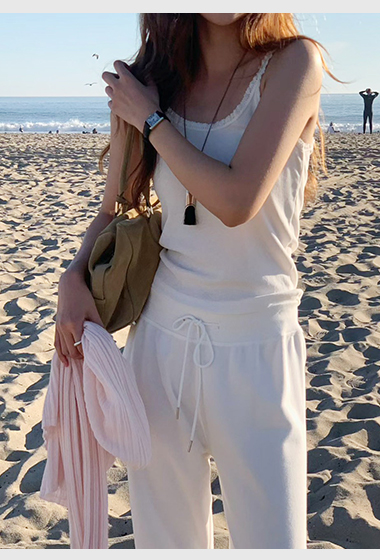 B15.大V家蕾絲滾邊背心