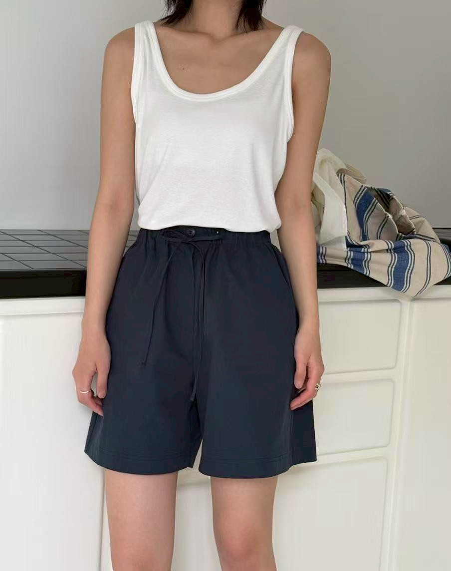 B06.百搭U領彈性背心