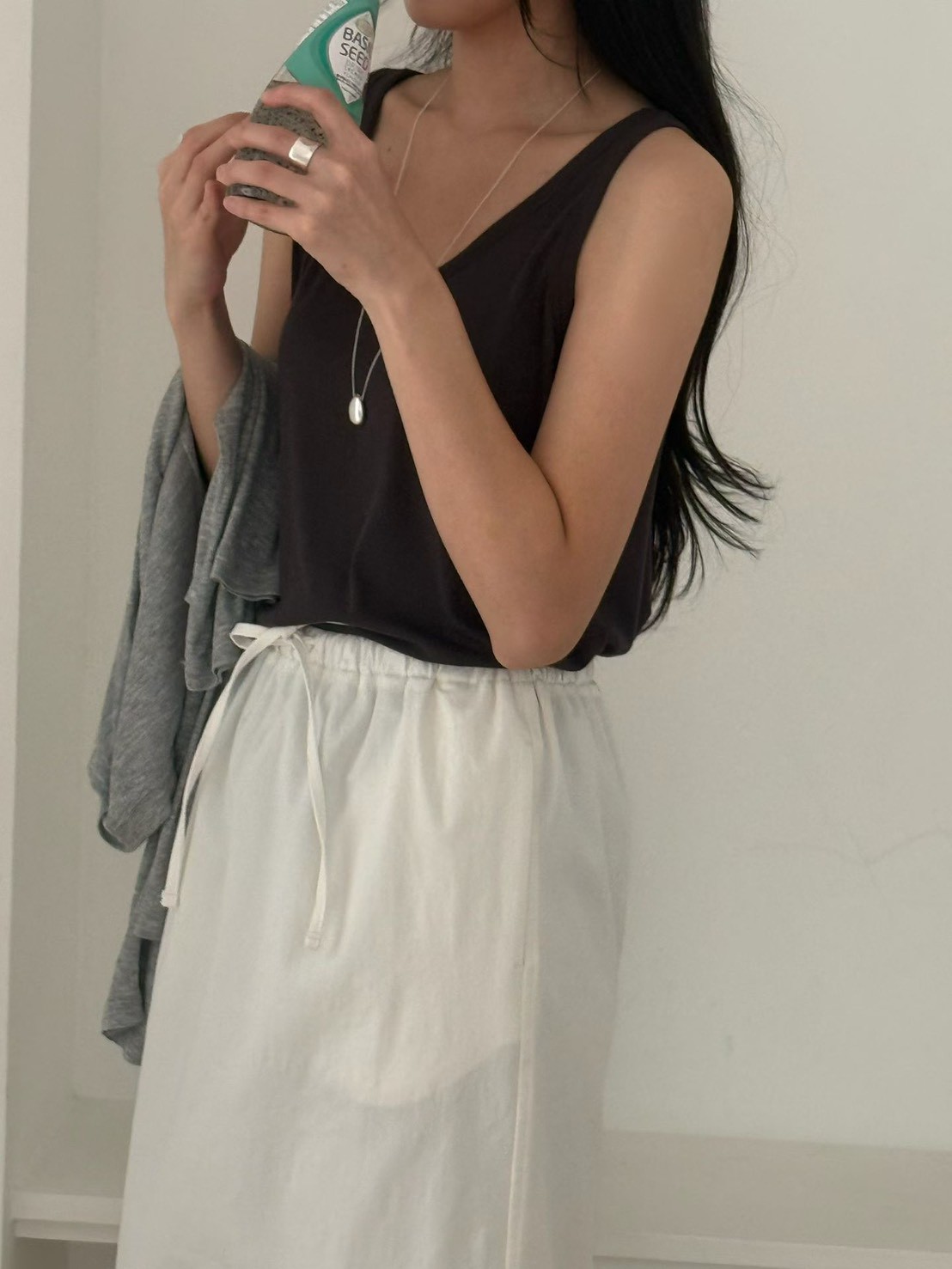 B06.百搭U領彈性背心