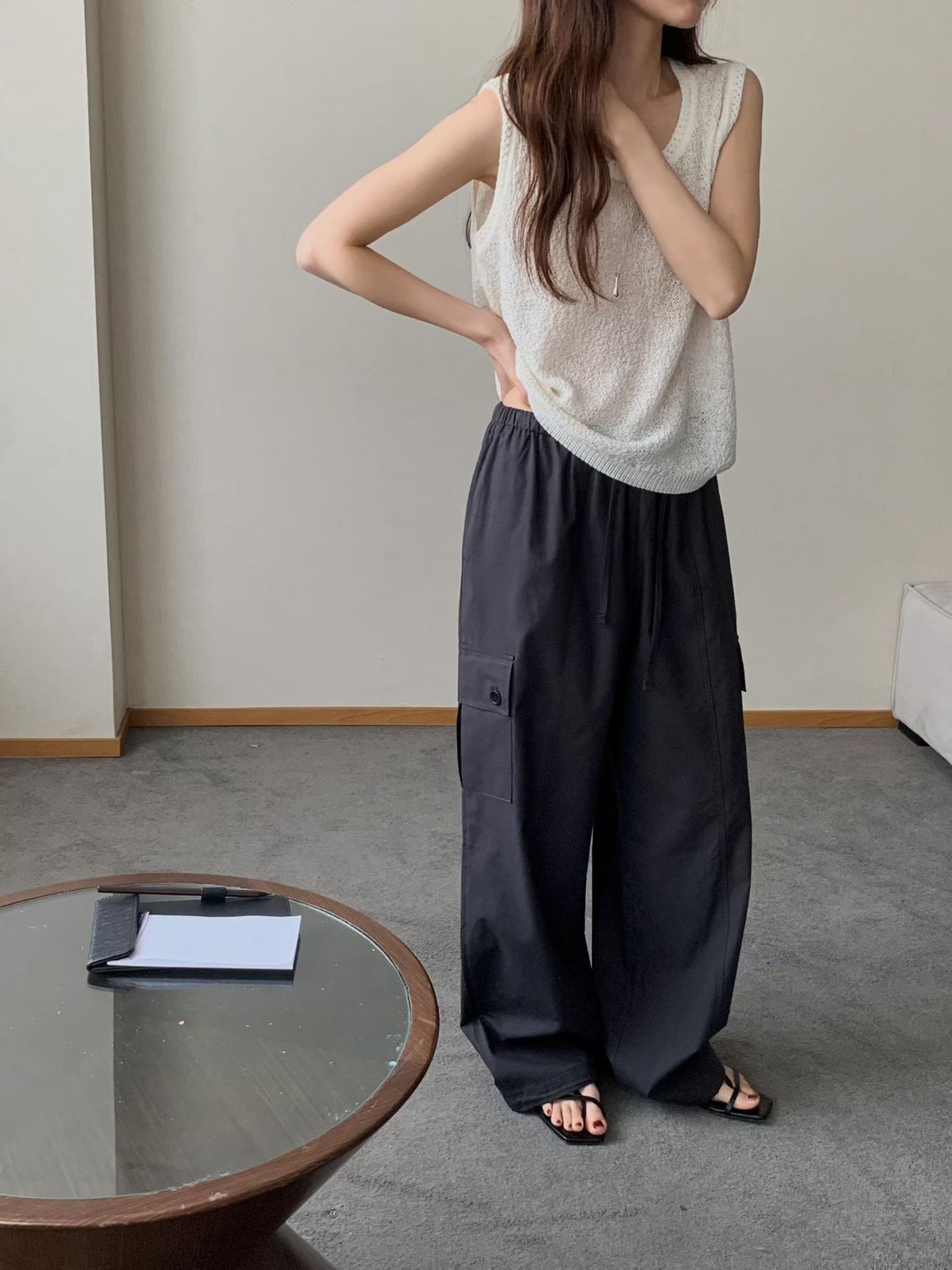 B76.小花邊奶霜針織背心