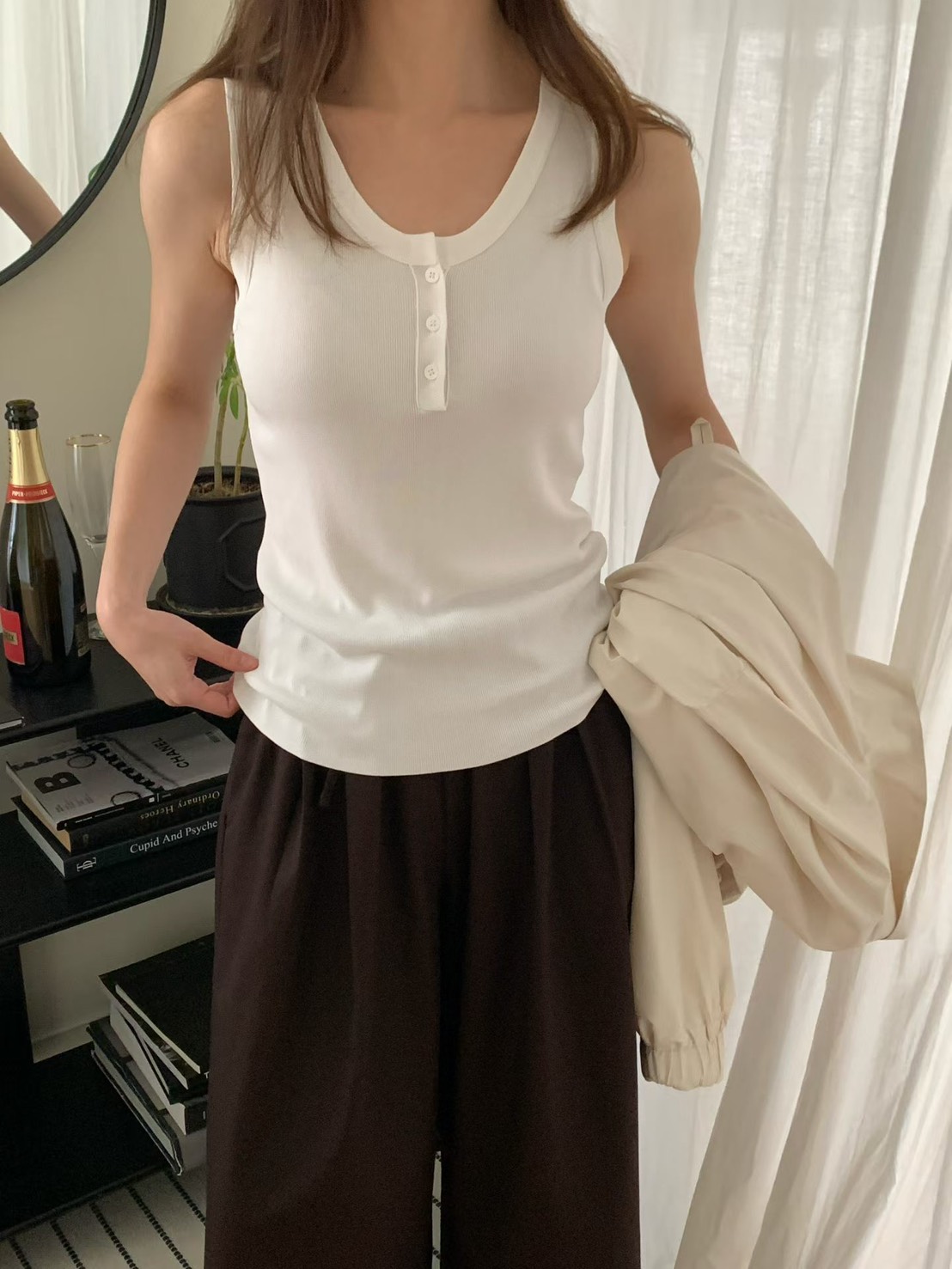 B72.超顯瘦三釦VISCOSE背心