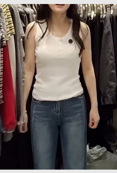 B72.超顯瘦三釦VISCOSE背心