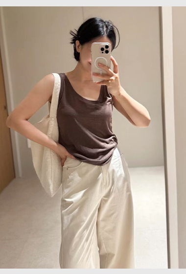 B23.質感家夏日多色圓領背心