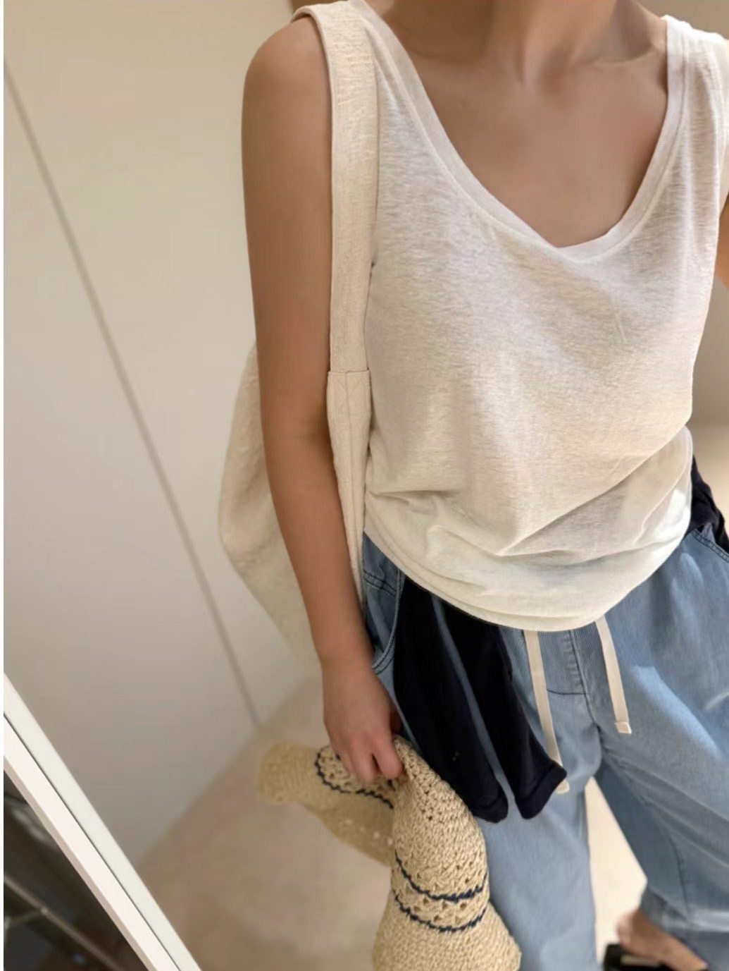 B23.質感家夏日多色圓領背心