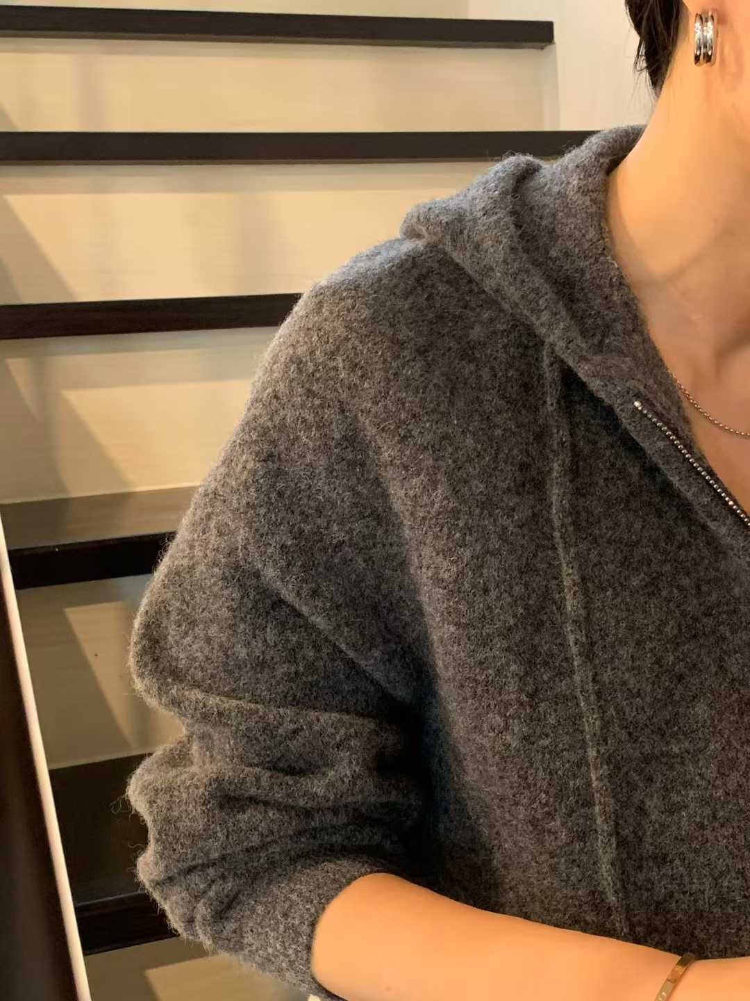 B34.清爽家連帽拉鍊駝羊毛衣外套