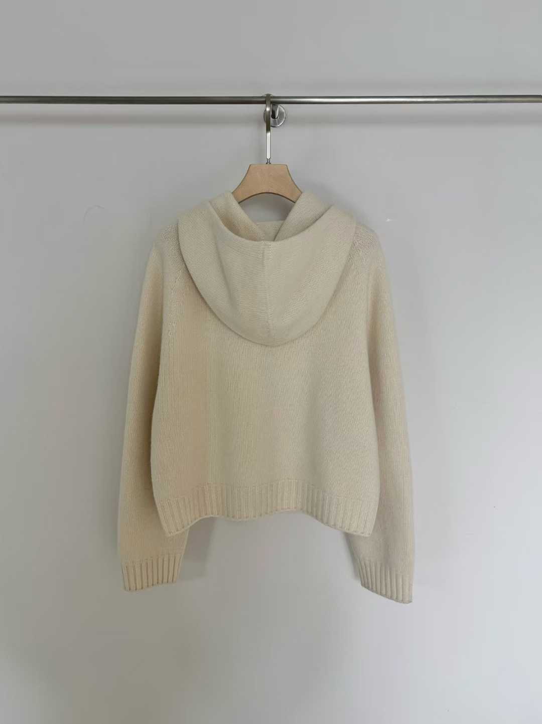 小V家犛牛混紡小皮標拉鍊連帽外套