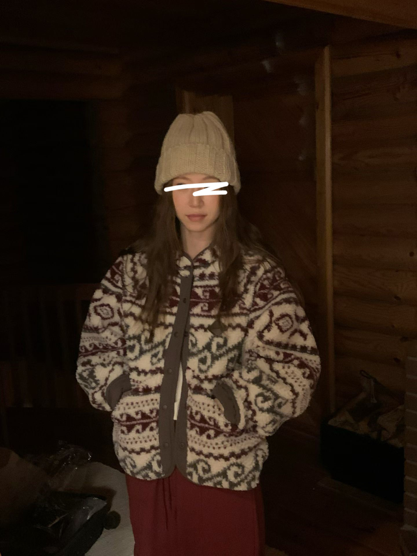 A77.設計款雙面穿圖騰QQ毛連帽外套