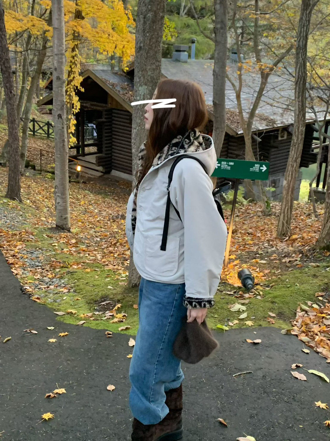 A77.設計款雙面穿圖騰QQ毛連帽外套