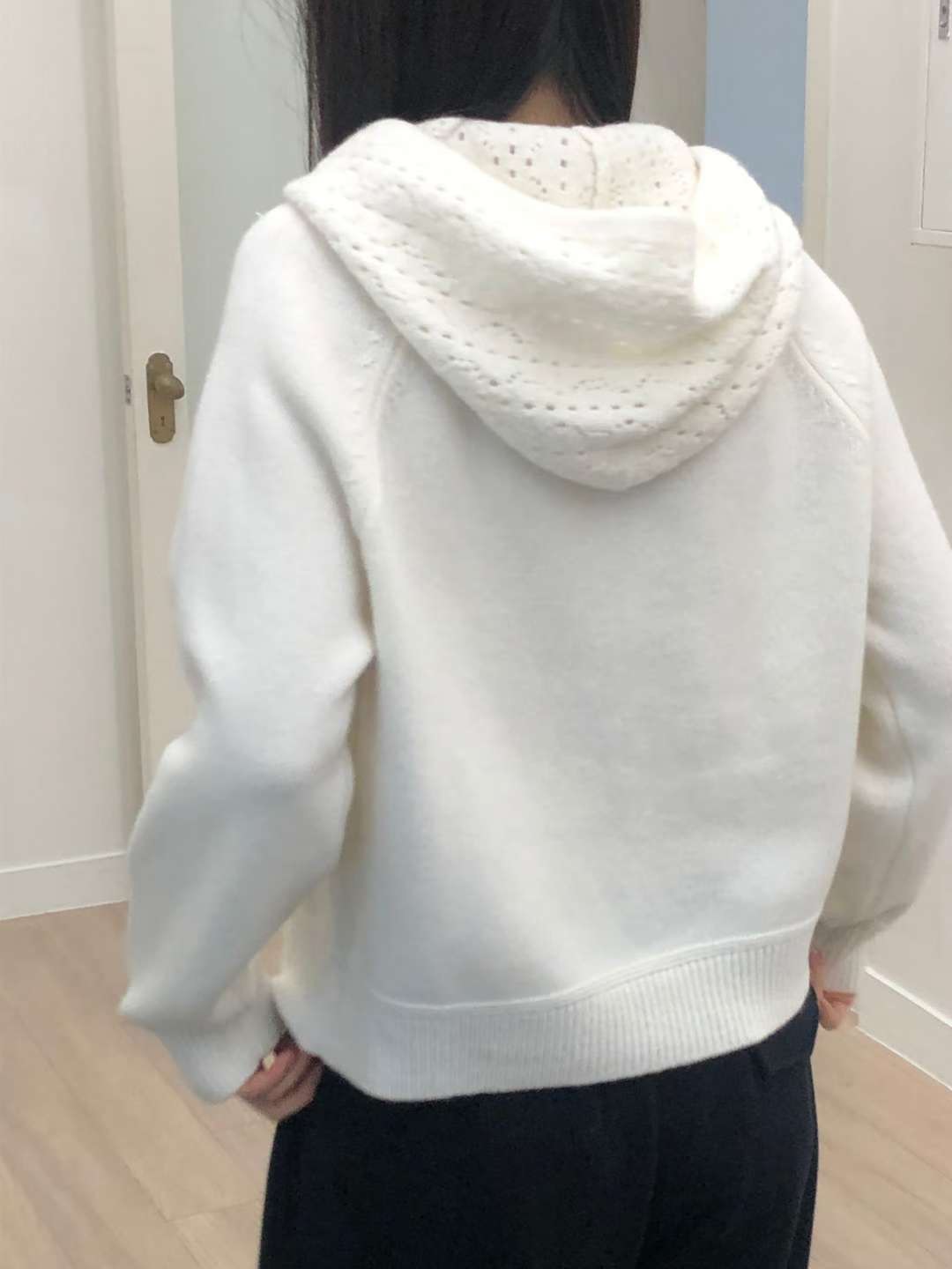 星星家100%Wool包釦連帽毛衣外套