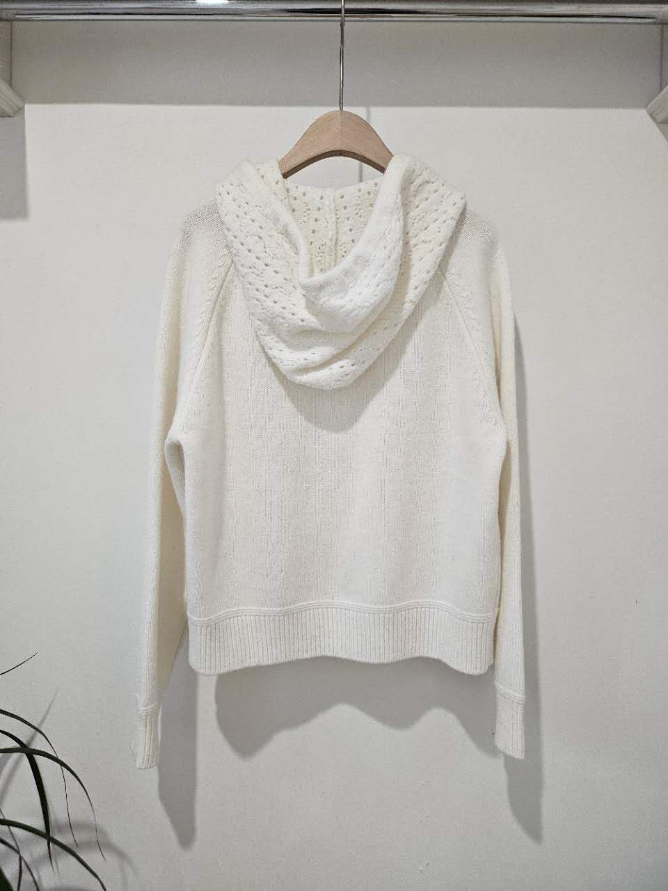 星星家100%Wool包釦連帽毛衣外套