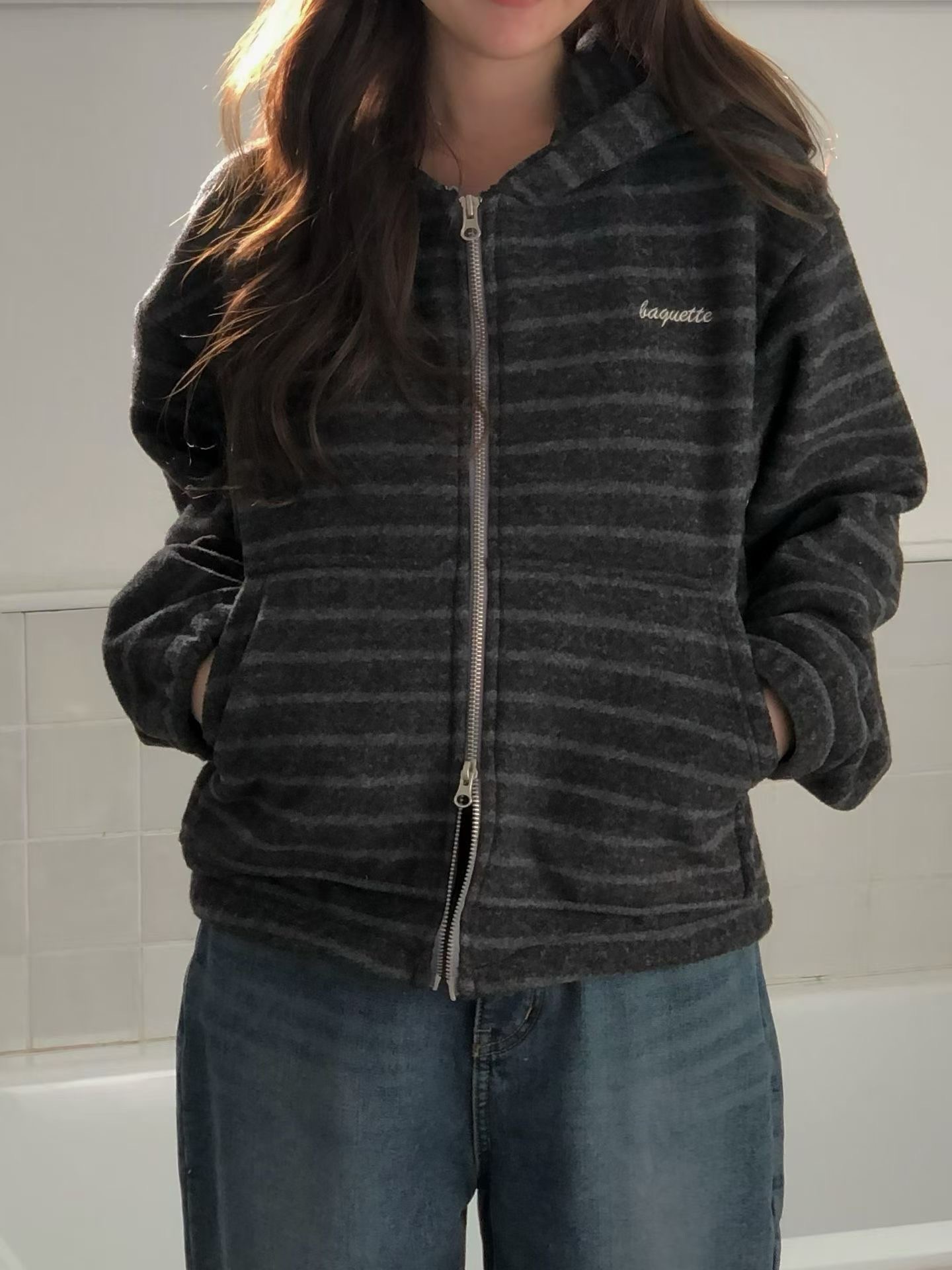 A21.休閒連帽條紋拉鍊外套