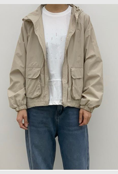 B73.帽可調家亮彩大口袋防風外套