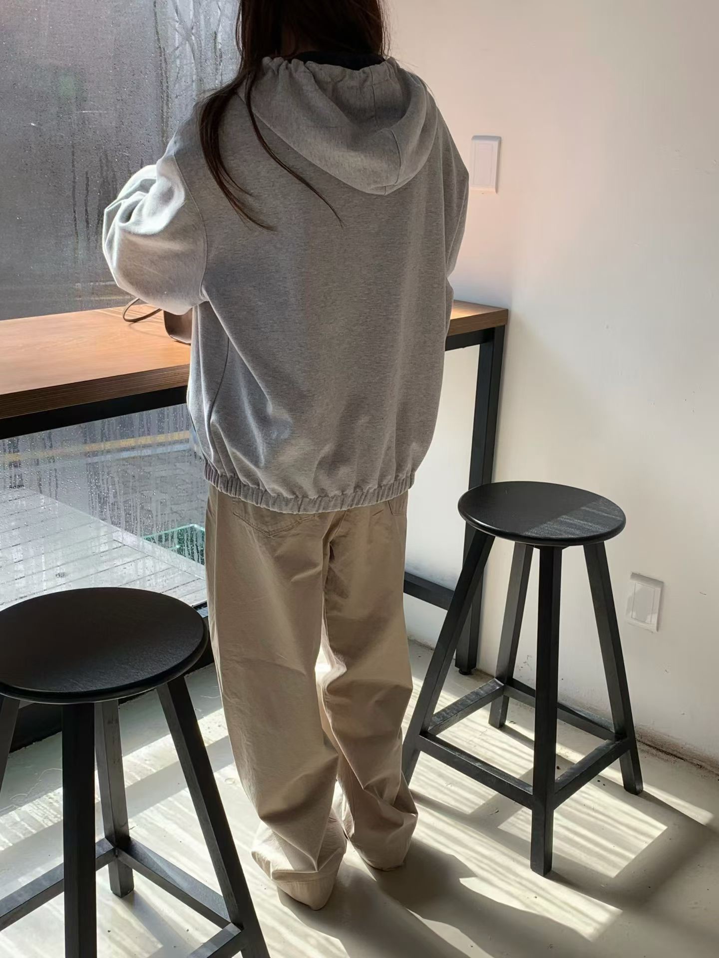 A10.纖瘦家防風雙面連帽外套