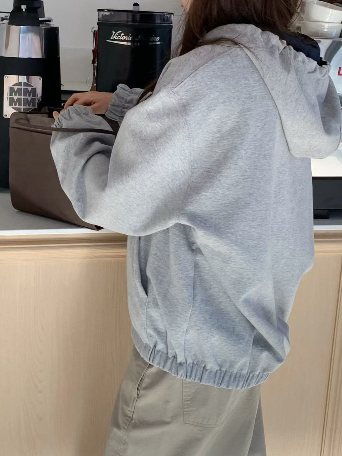 A10.纖瘦家防風雙面連帽外套