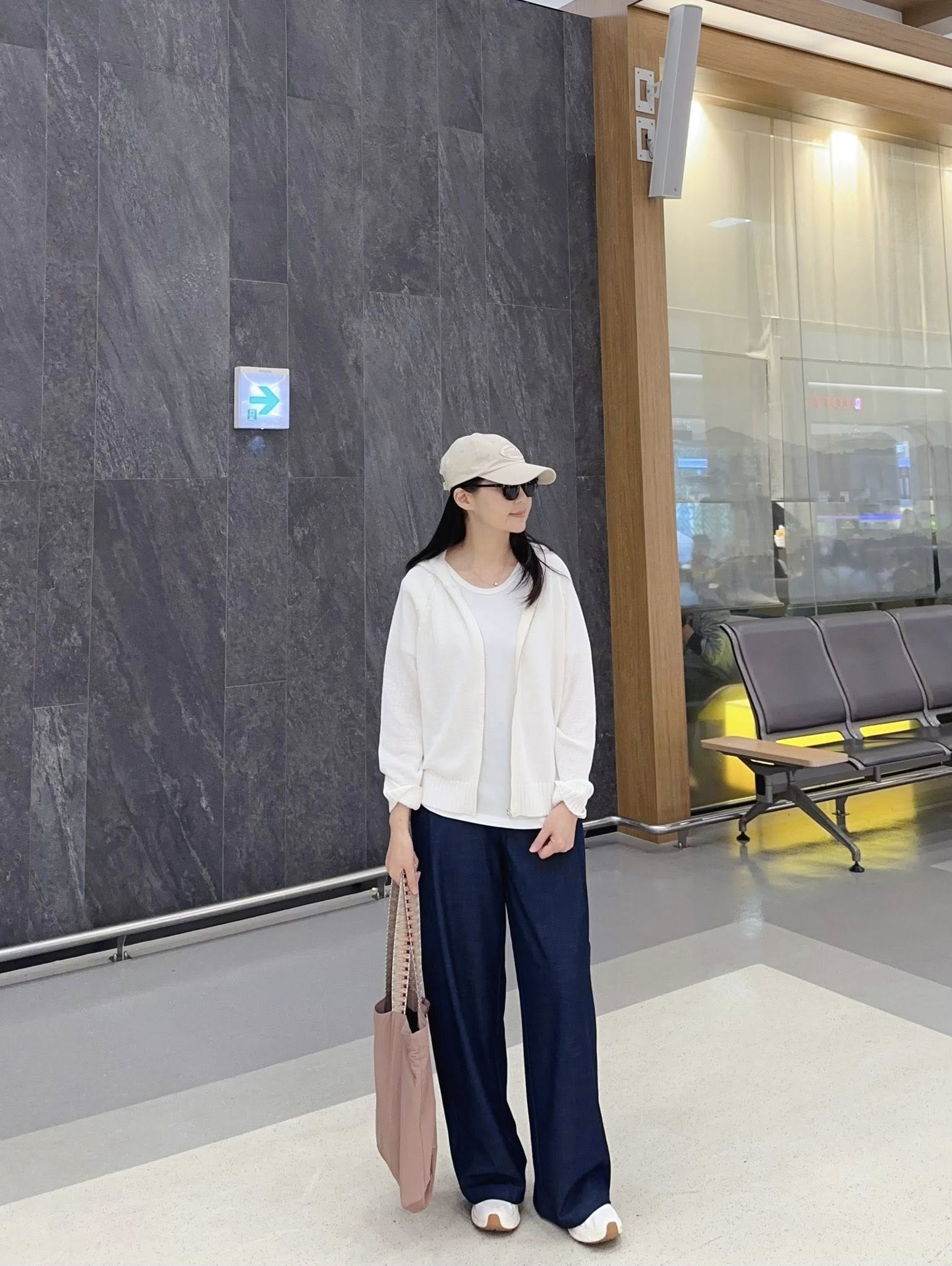 B123.星星家30%韓紙新布料連帽外套