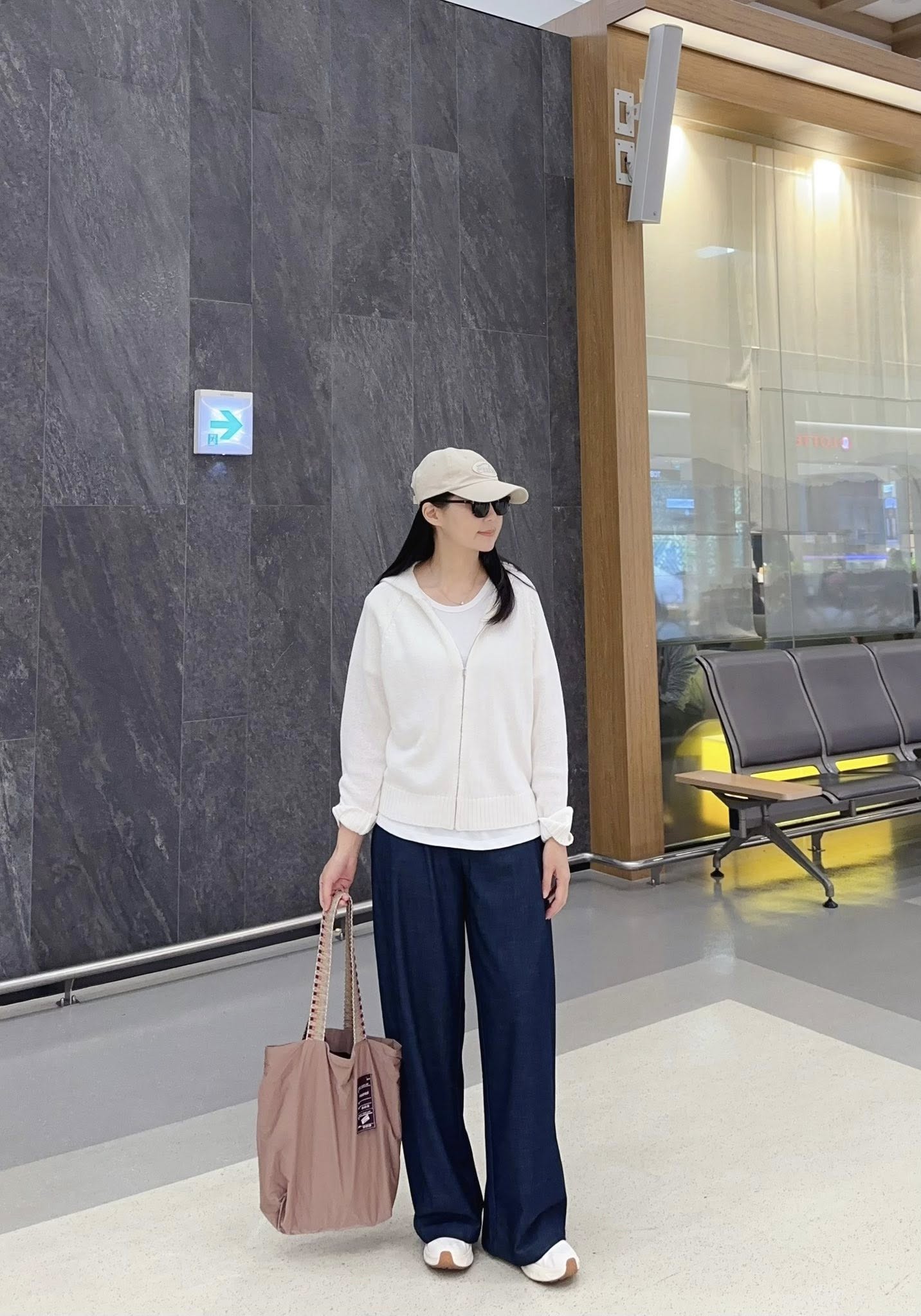 B123.星星家30%韓紙新布料連帽外套