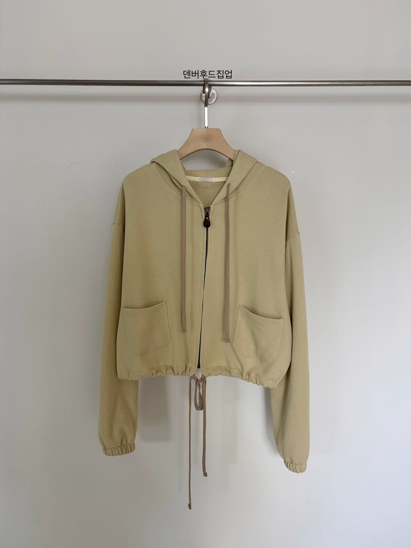 B76.小V家俏麗連帽短外套