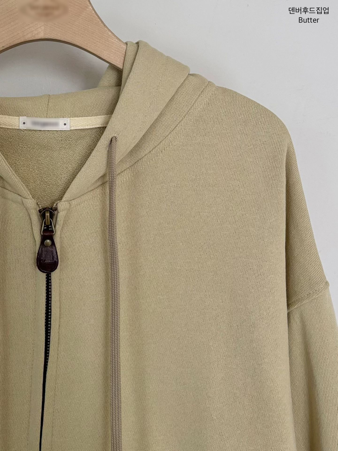 B76.小V家俏麗連帽短外套