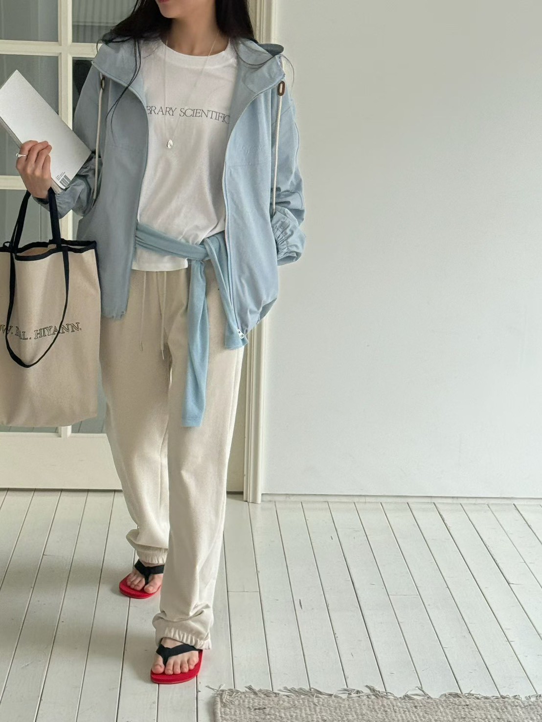 B11.馬卡龍連帽防風外套