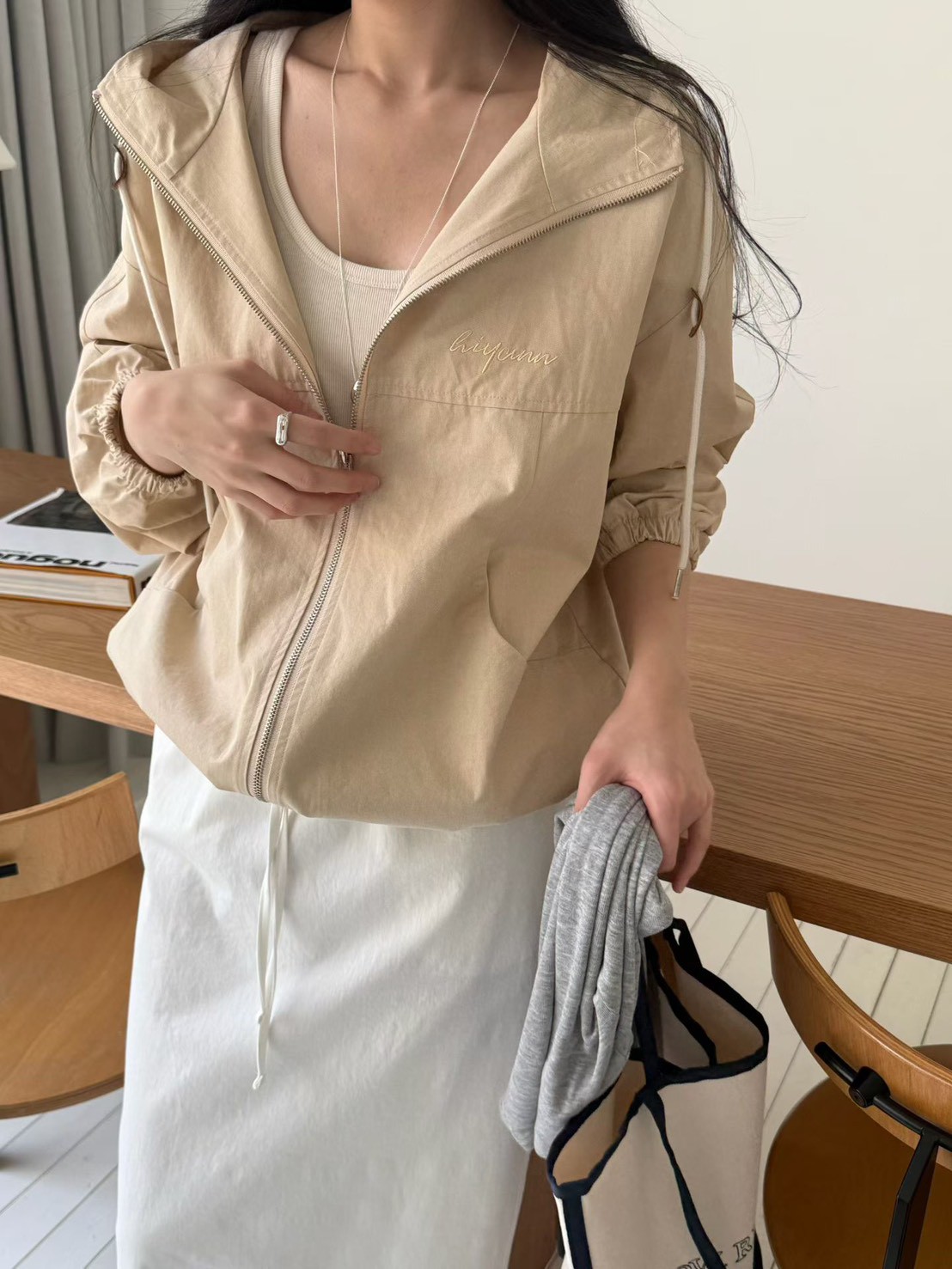 B11.馬卡龍連帽防風外套