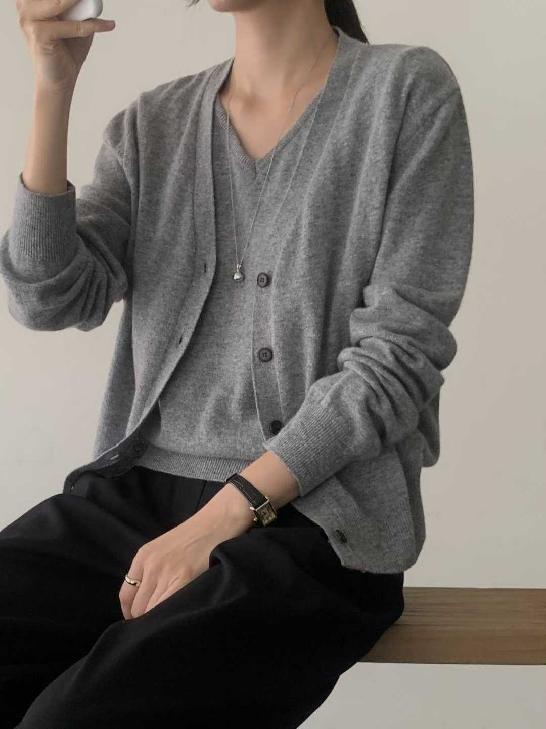 小臉歐膩初秋假兩件式針織衫